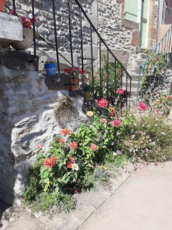 Le Refuge Des Alpes Mancelles Apartment Fresnay-sur-Sarthe Ngoại thất bức ảnh
